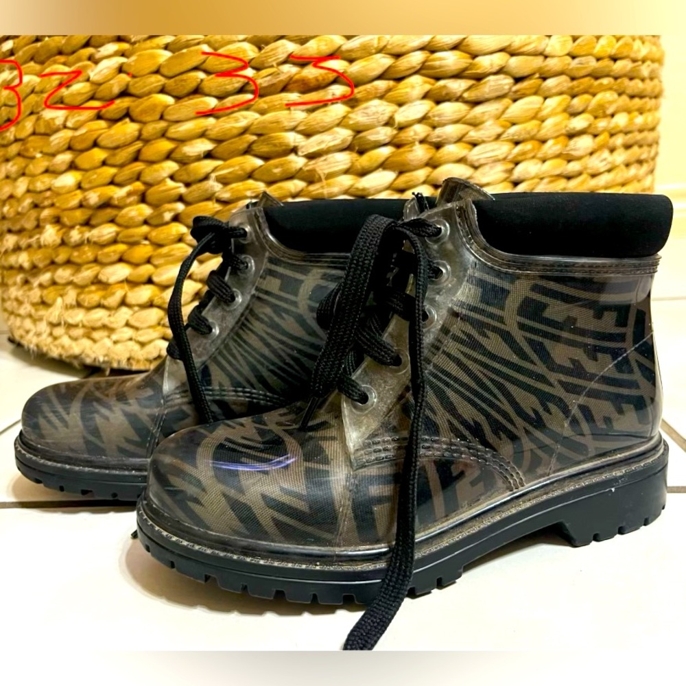 Fendi Kids Sneakers - Black and Brown